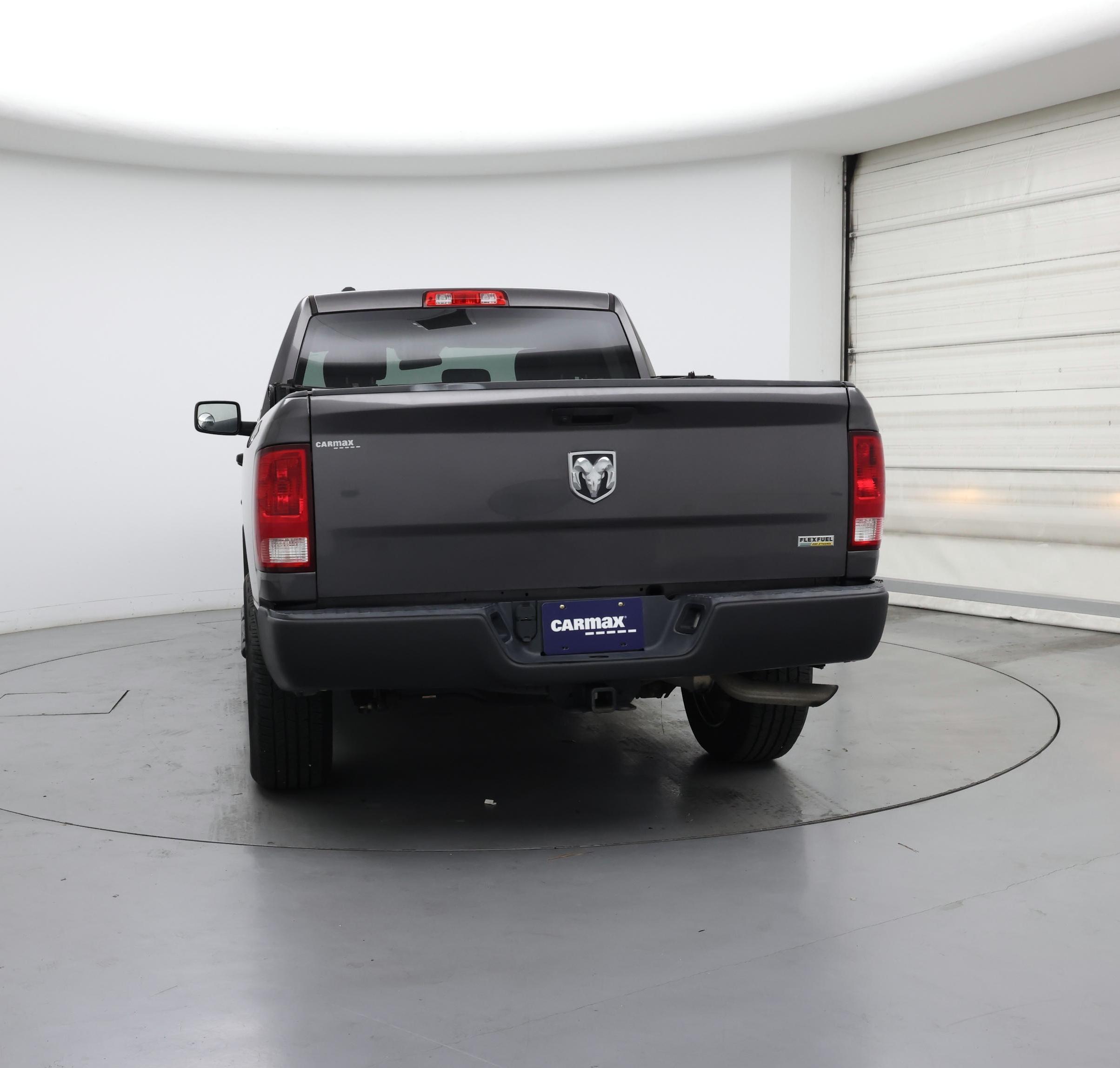 Thumbnail: 2019 RAM 1500 Classic - 6