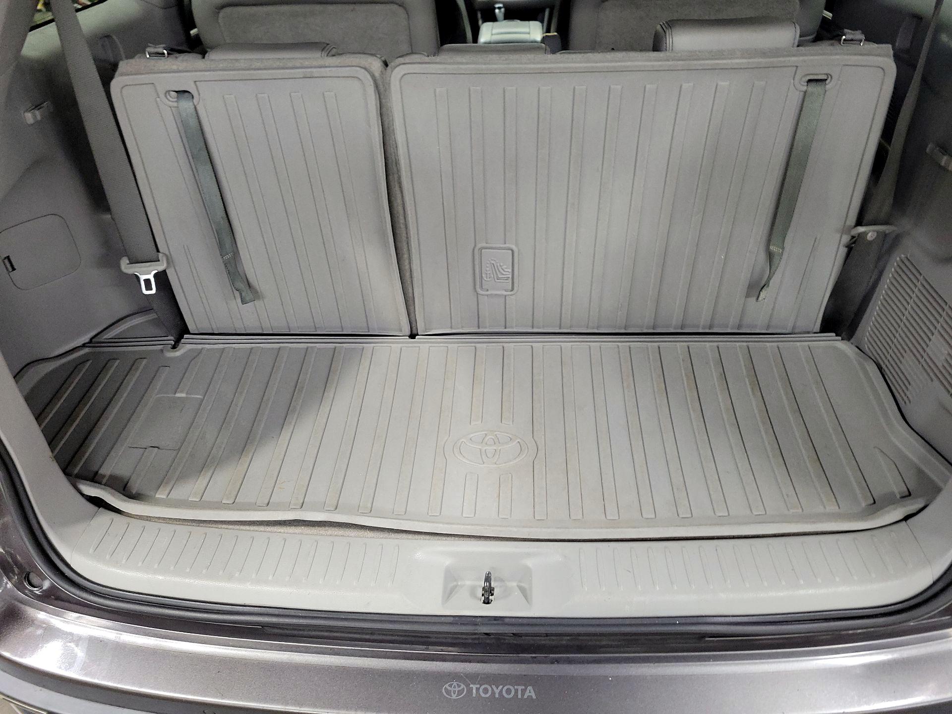 Thumbnail: 2017 Toyota Highlander - 19
