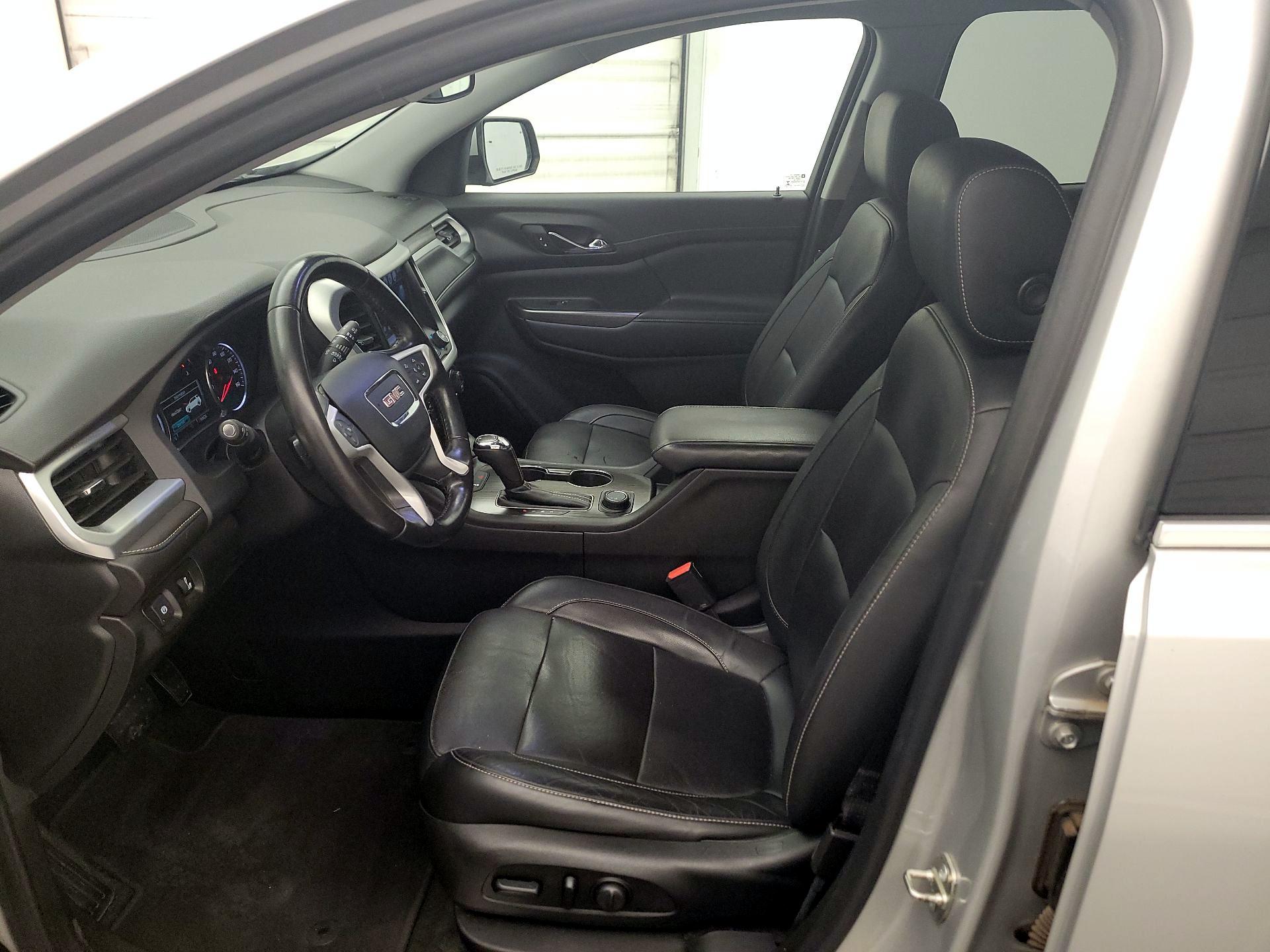 Thumbnail: 2019 GMC Acadia - 11