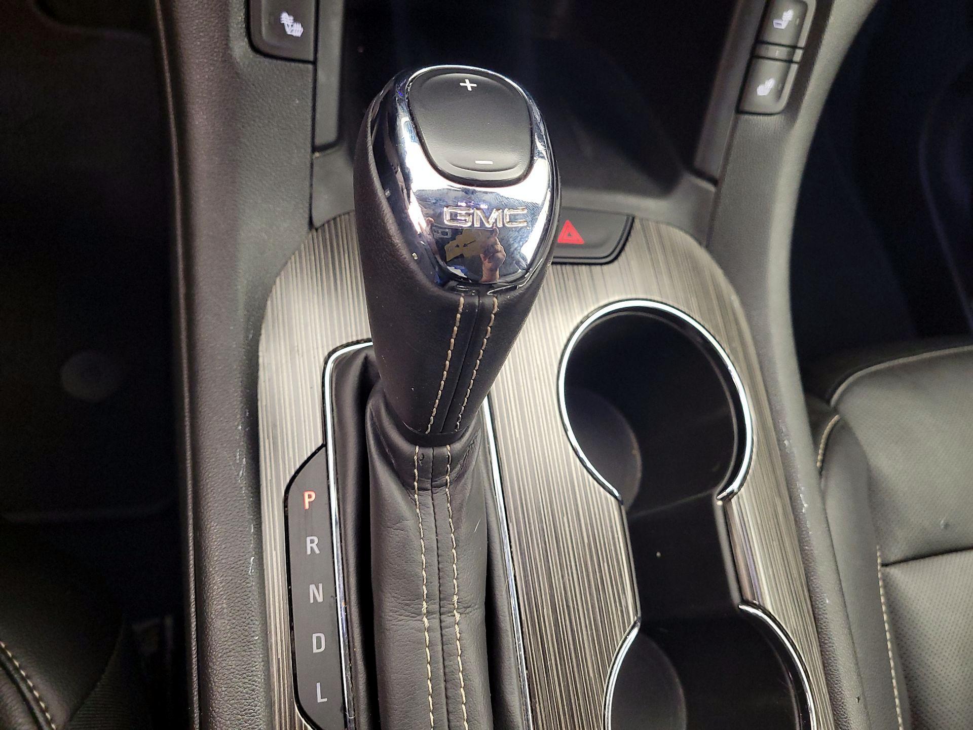 Thumbnail: 2019 GMC Acadia - 15