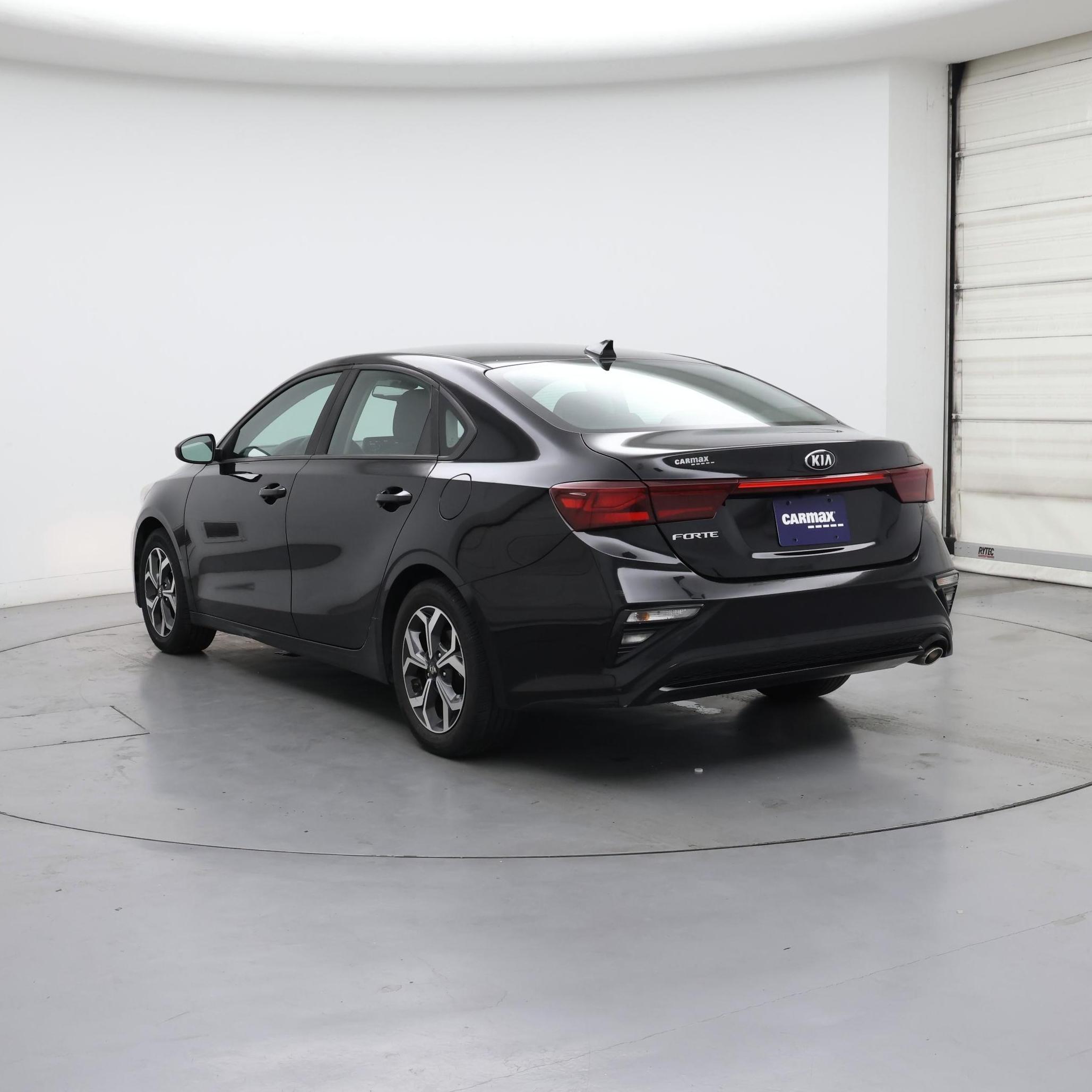 Thumbnail: 2019 Kia Forte - 2