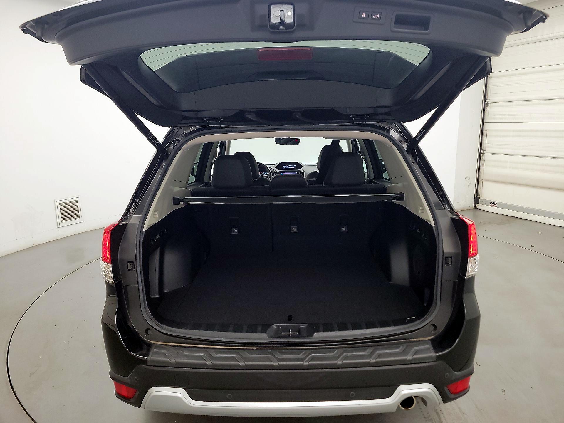 Thumbnail: 2020 Subaru Forester - 16