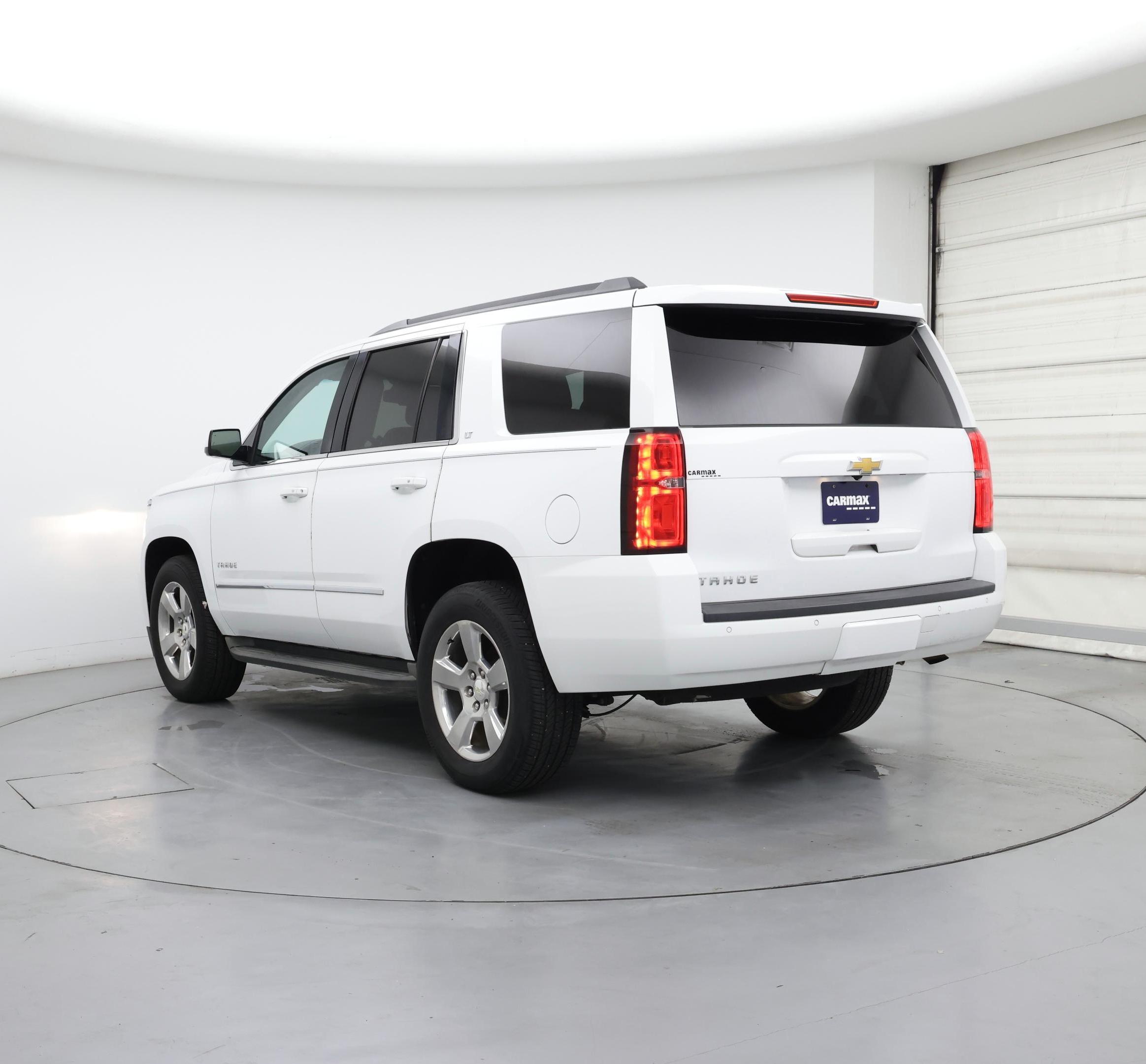 Thumbnail: 2016 Chevrolet Tahoe - 2
