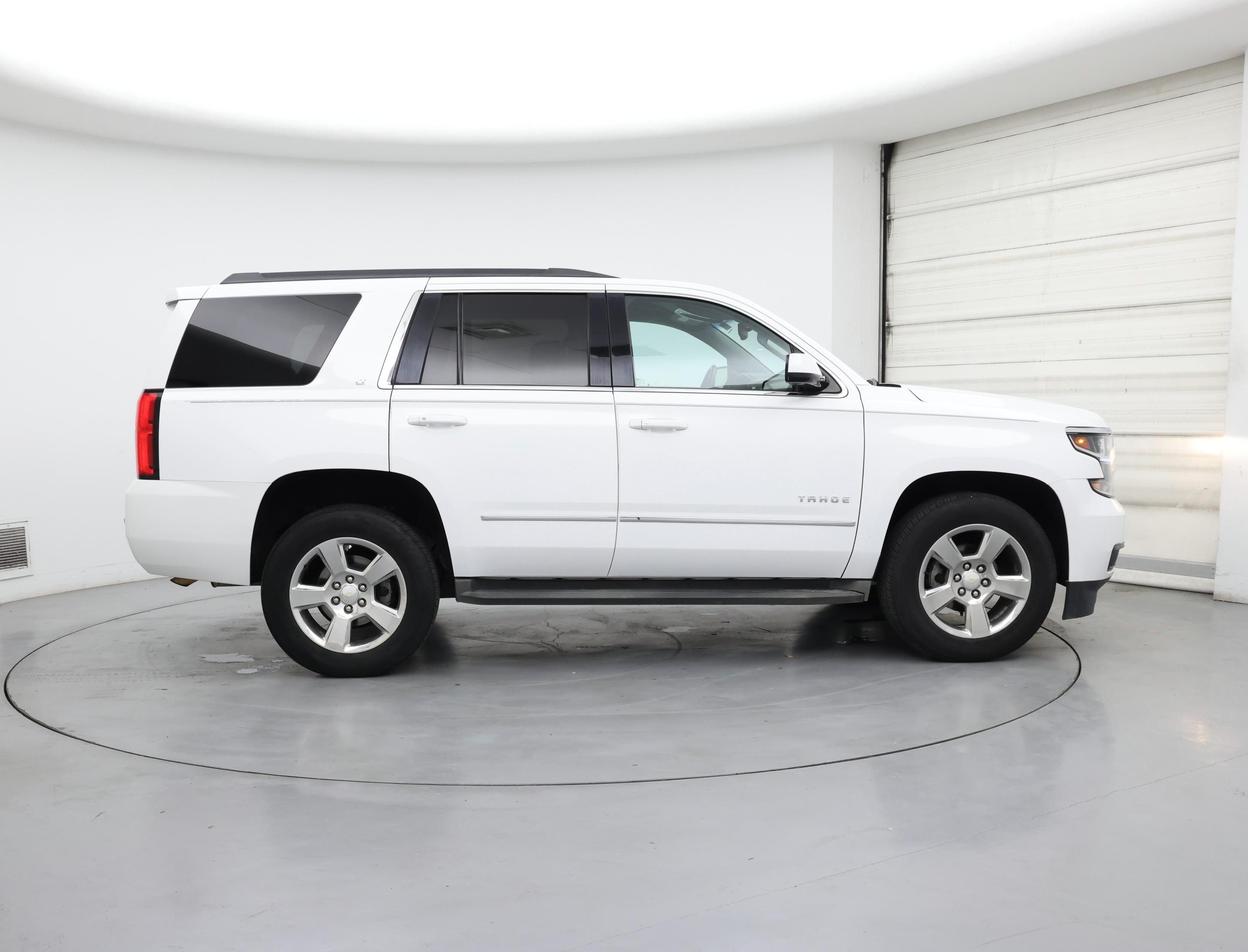 Thumbnail: 2016 Chevrolet Tahoe - 7