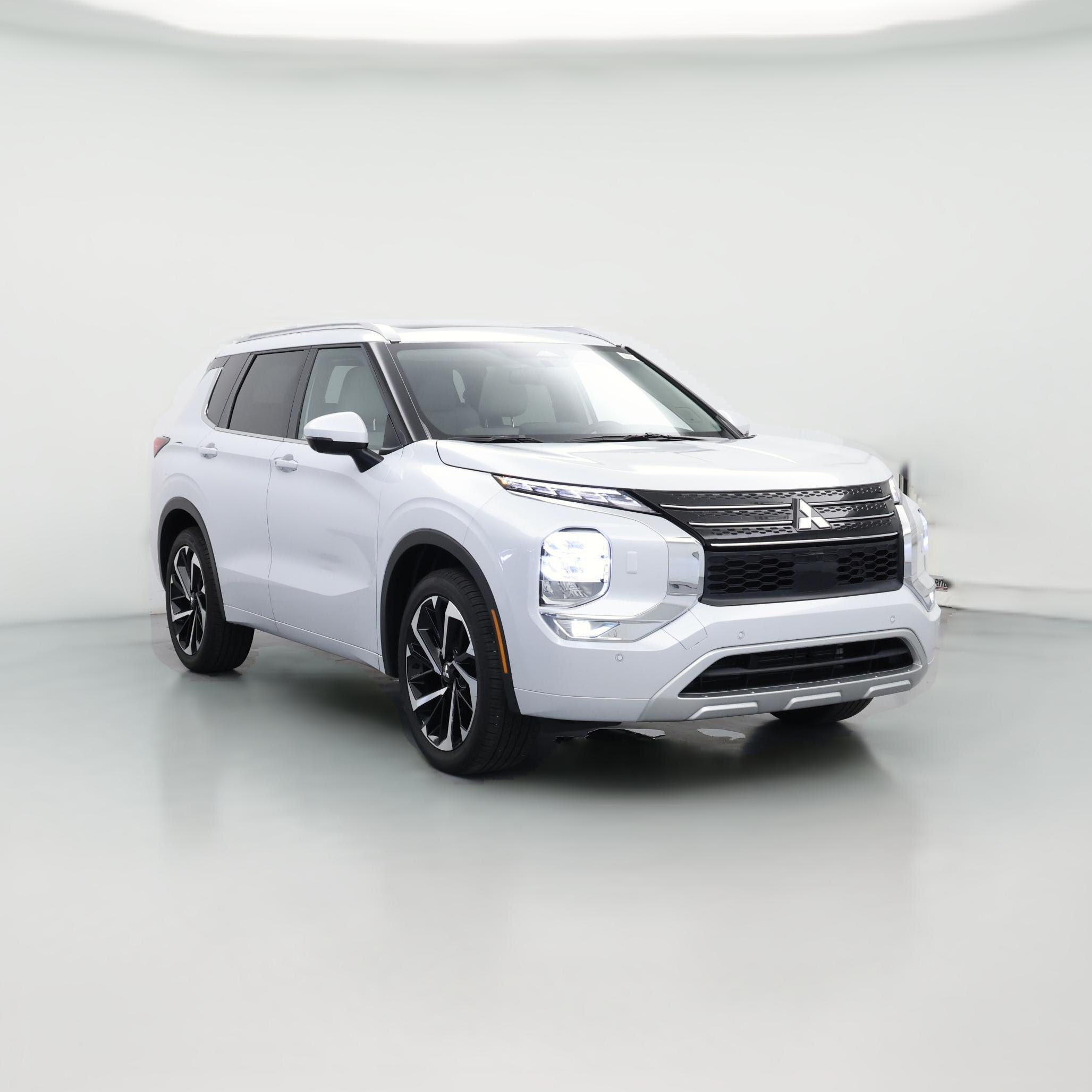 Thumbnail: 2024 Mitsubishi Outlander - 1