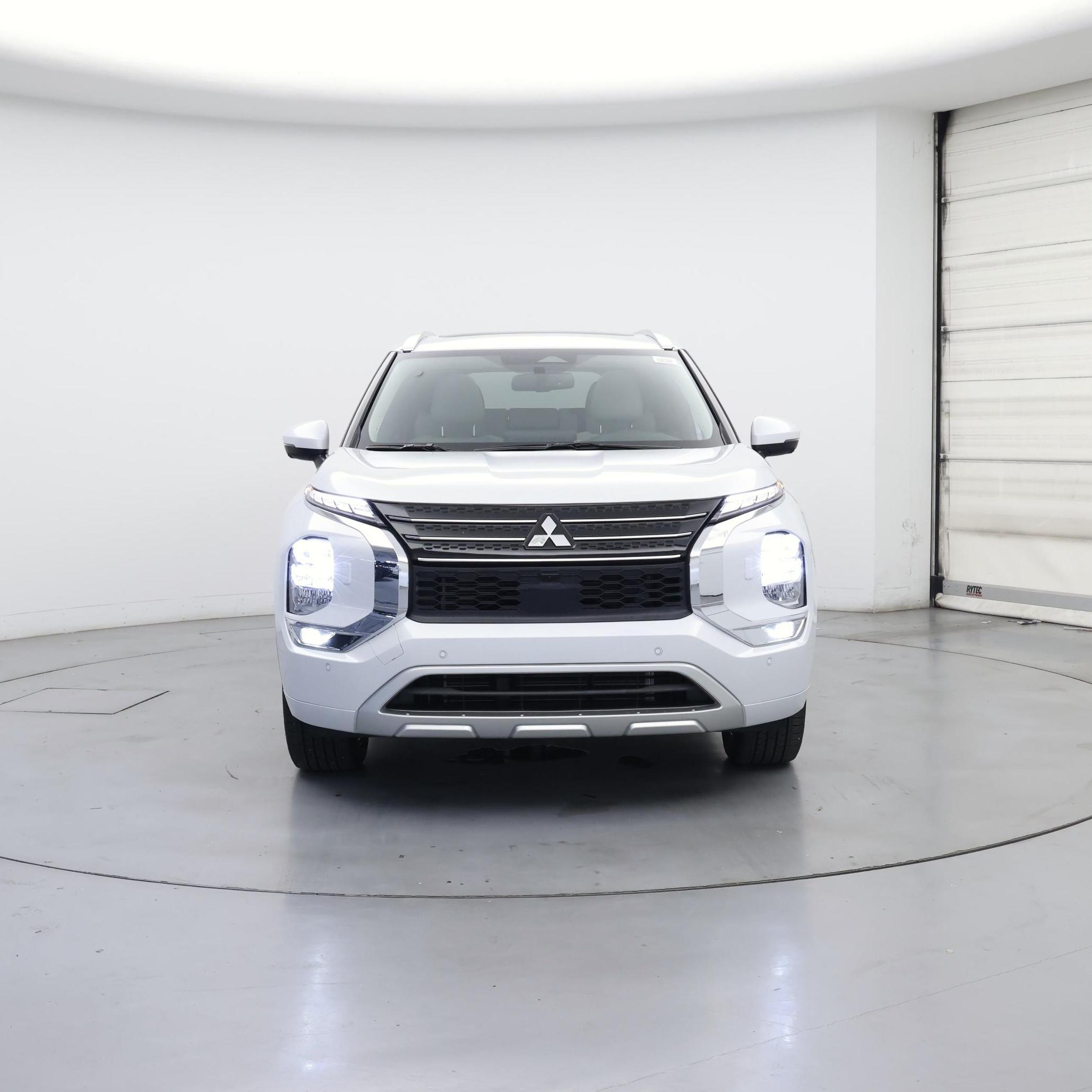Thumbnail: 2024 Mitsubishi Outlander - 5