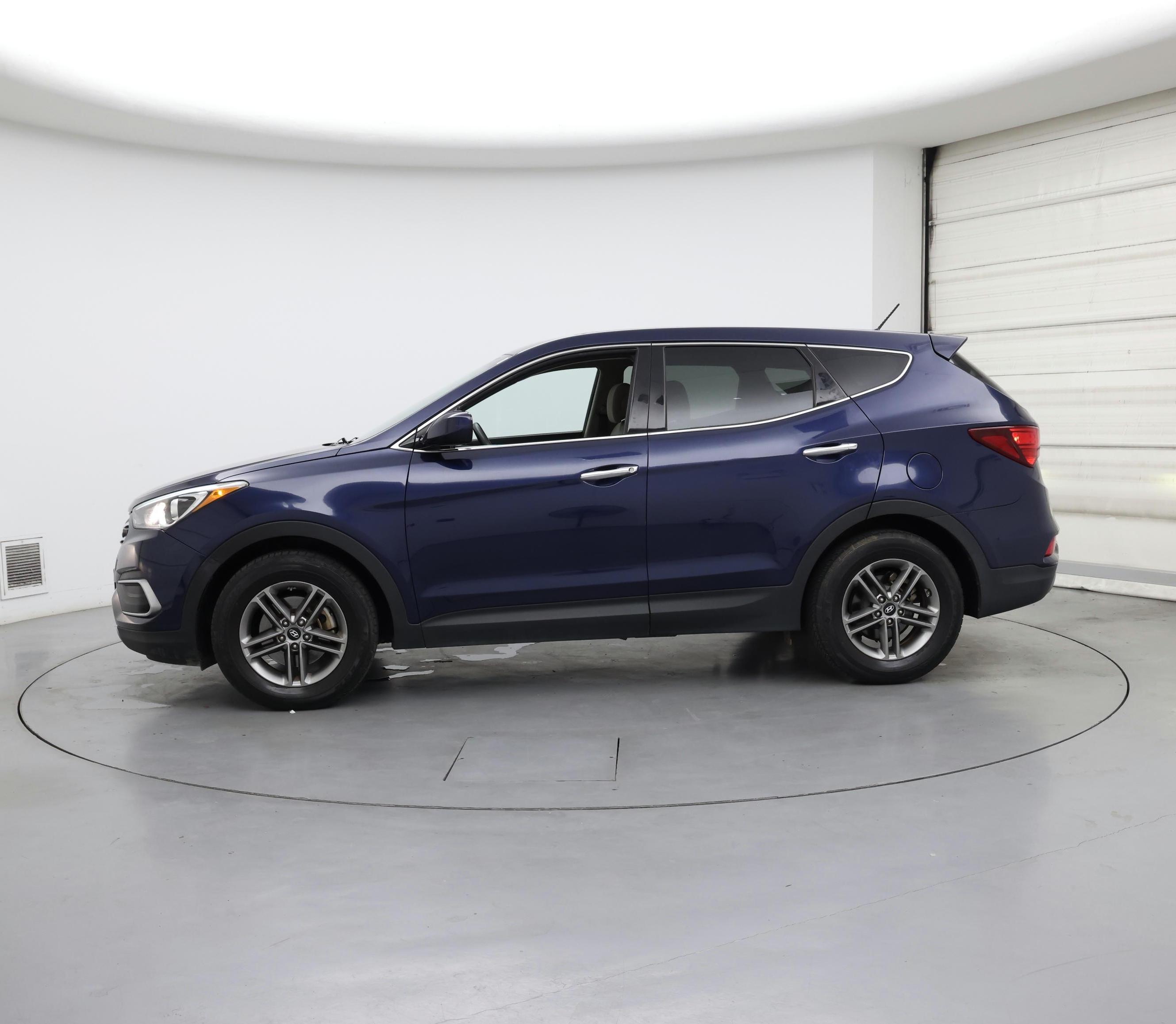 Thumbnail: 2018 Hyundai Santa Fe - 3