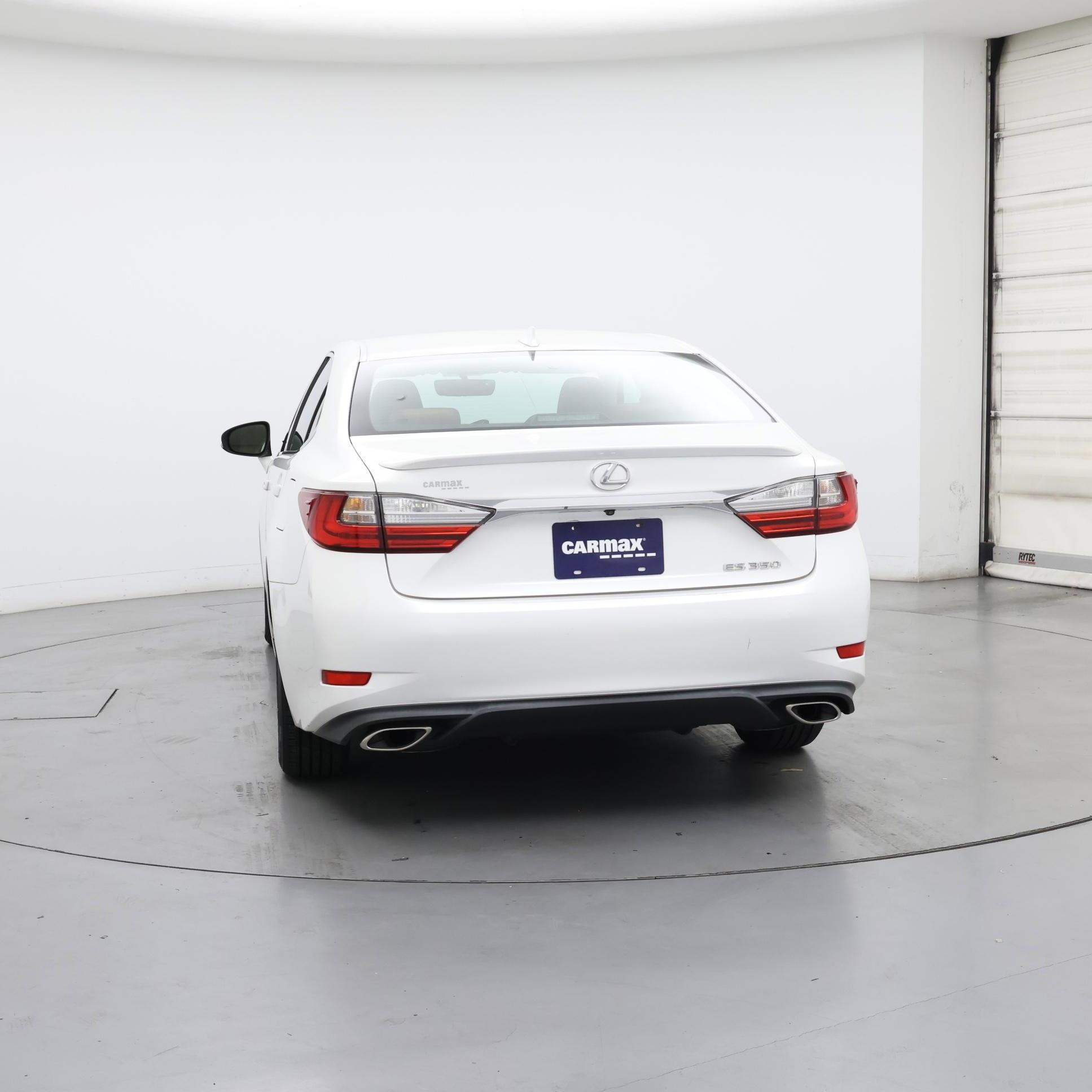 Thumbnail: 2016 Lexus ES - 6