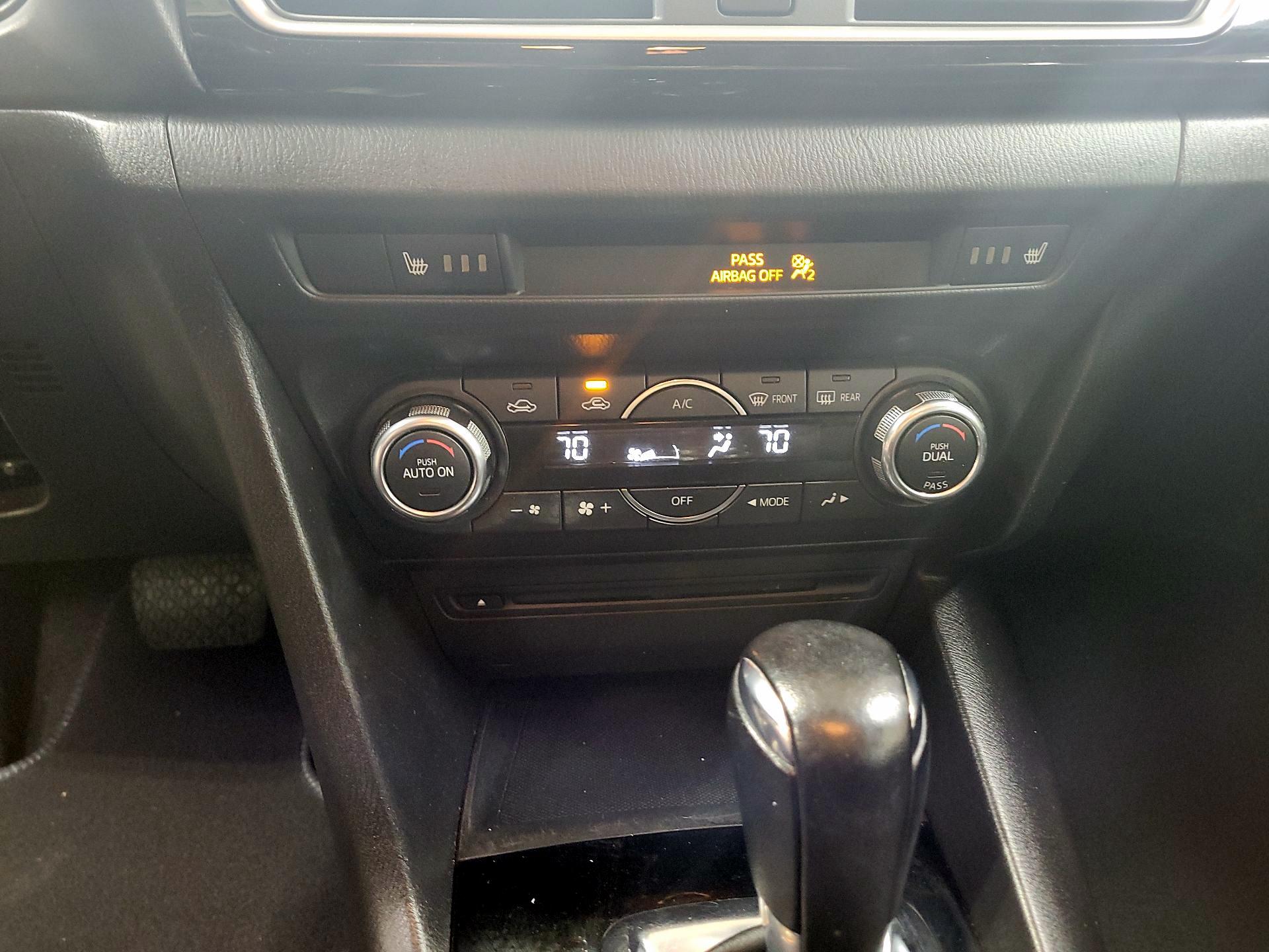 Thumbnail: 2014 Mazda Mazda3 - 14