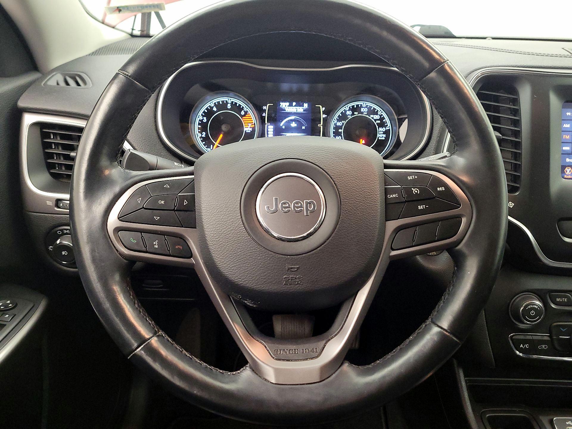 Thumbnail: 2021 Jeep Cherokee - 10