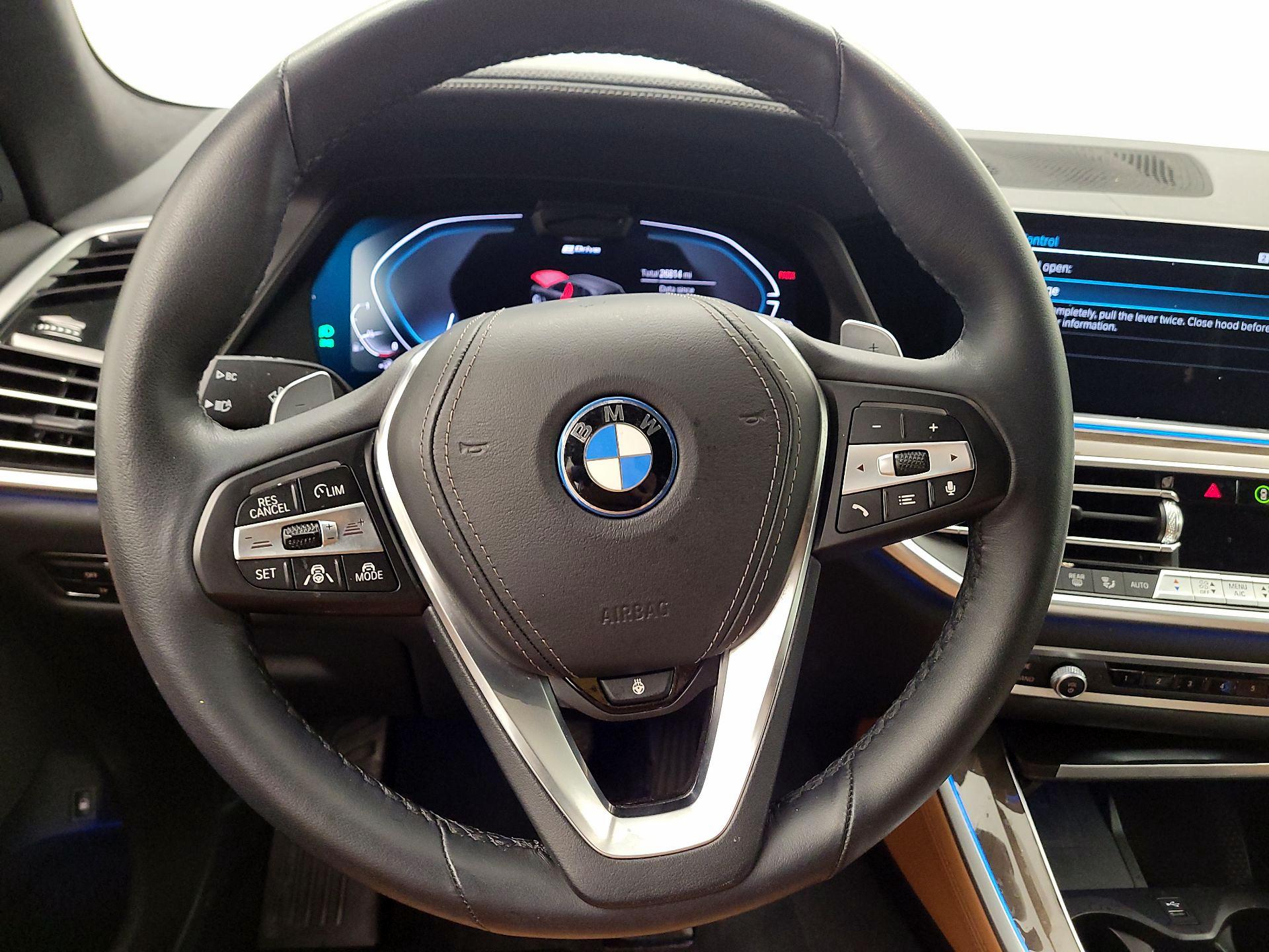 Thumbnail: 2023 BMW X5 - 10