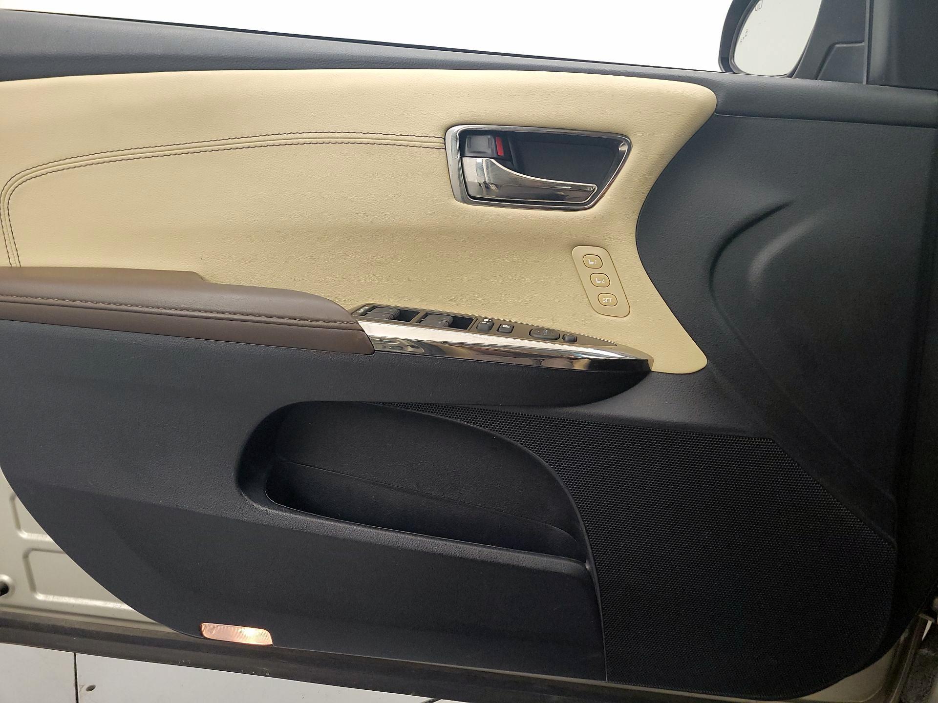 Thumbnail: 2014 Toyota Avalon - 12