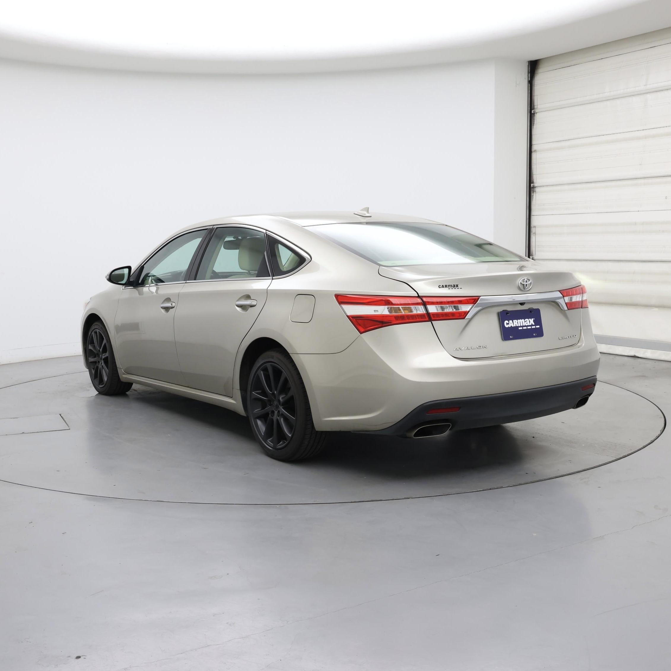 Thumbnail: 2014 Toyota Avalon - 2