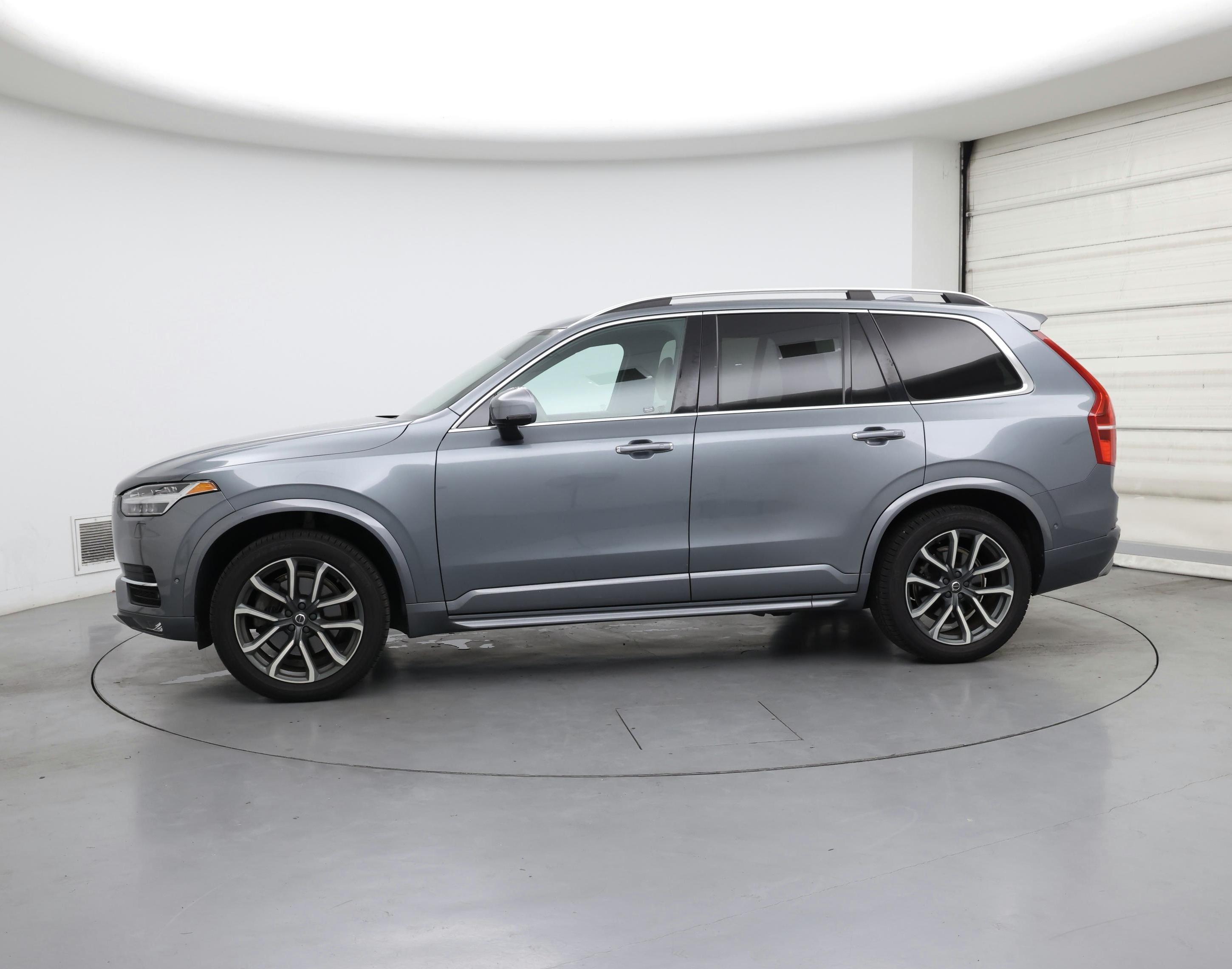 Thumbnail: 2018 Volvo XC90 - 3