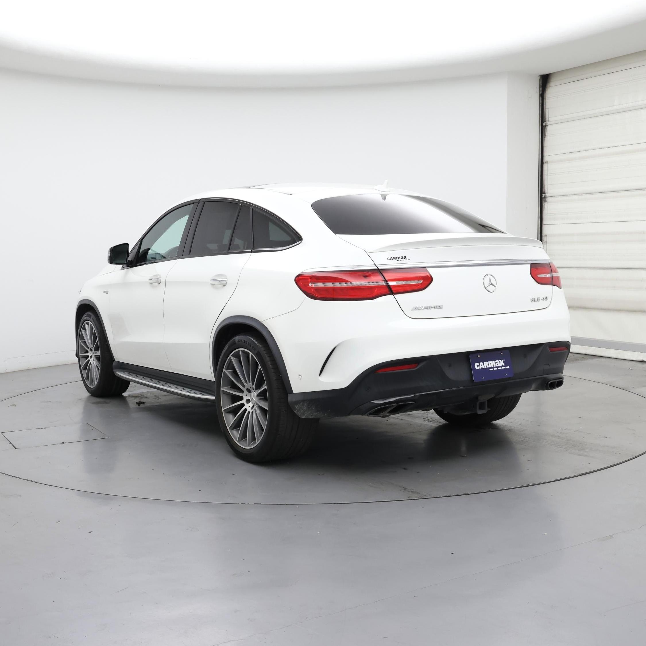 Thumbnail: 2019 Mercedes-Benz GLE - 2