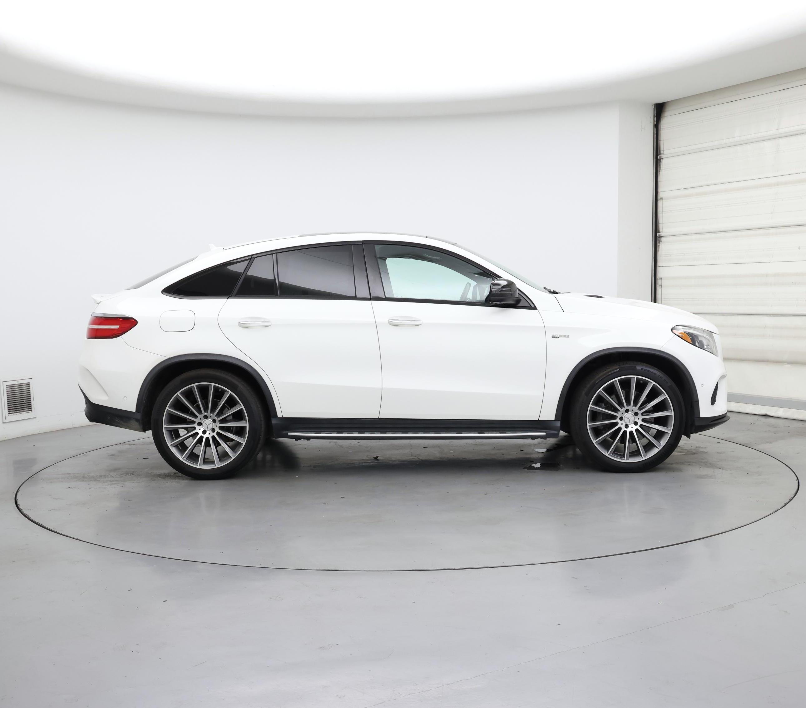 Thumbnail: 2019 Mercedes-Benz GLE - 7