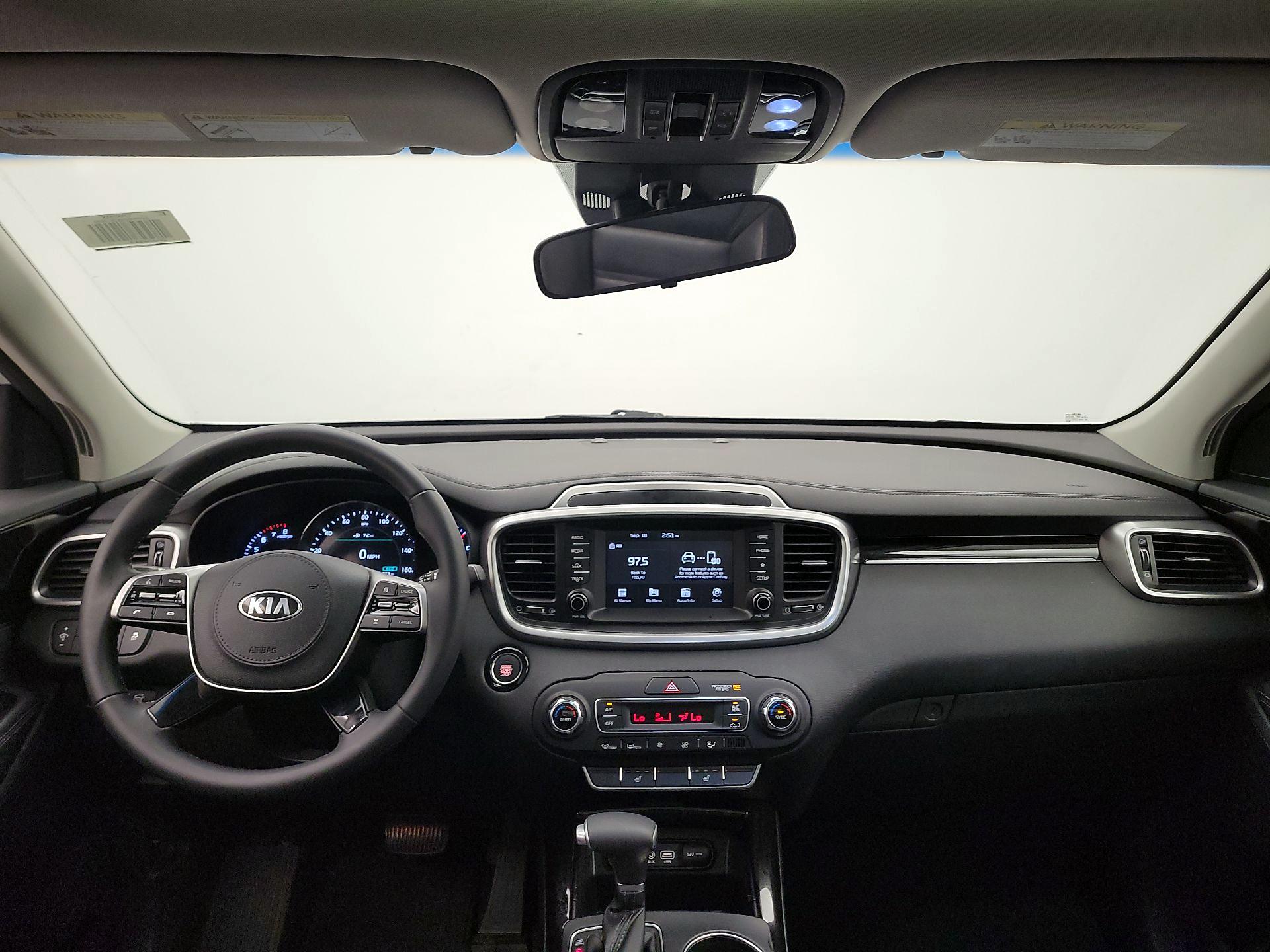 Thumbnail: 2019 Kia Sorento - 9