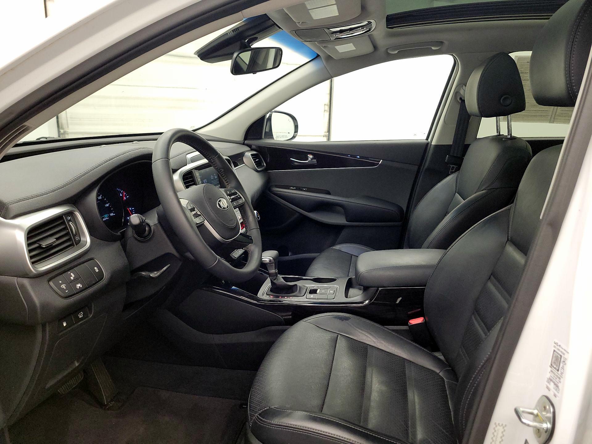 Thumbnail: 2019 Kia Sorento - 11