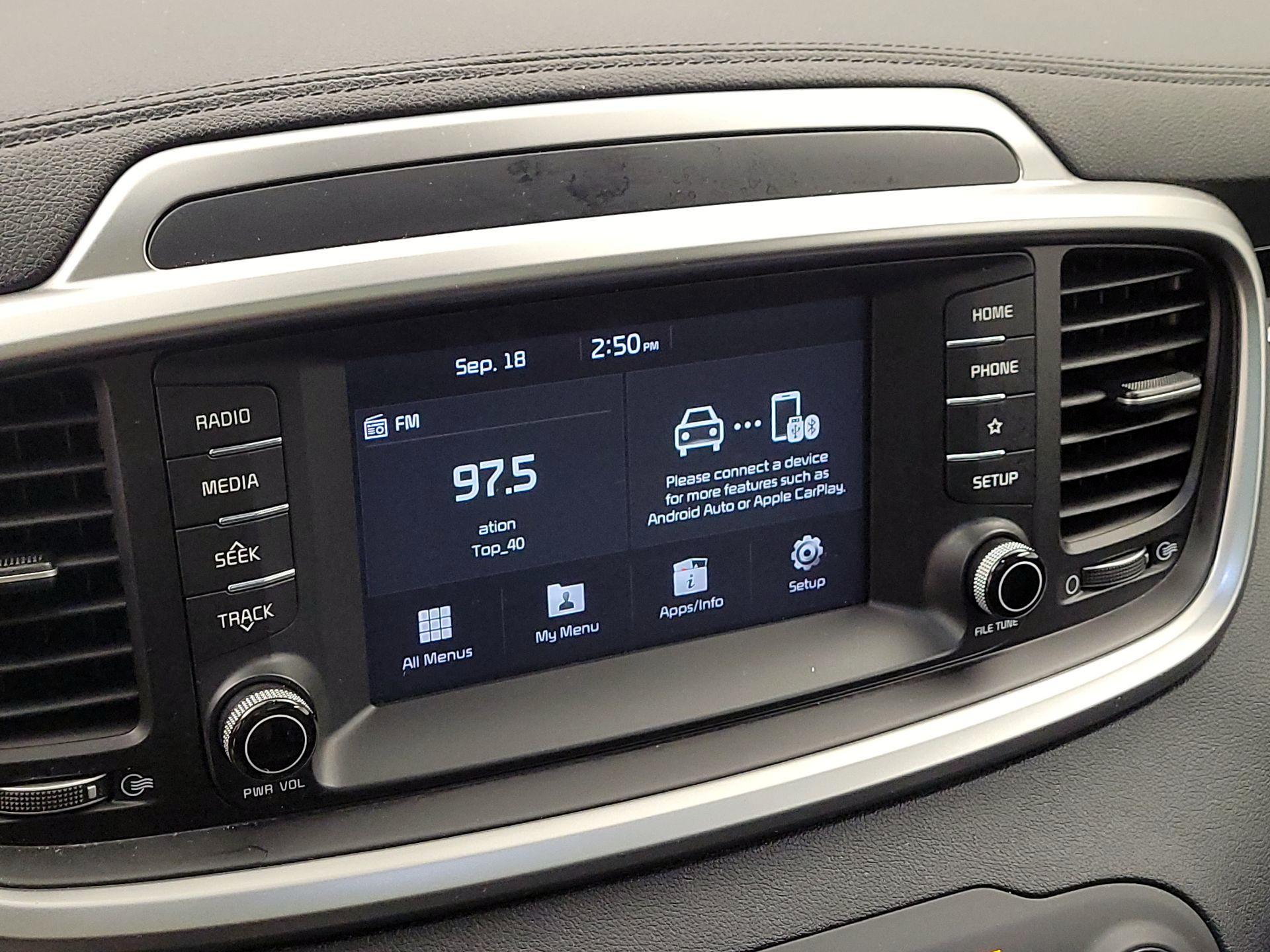 Thumbnail: 2019 Kia Sorento - 15