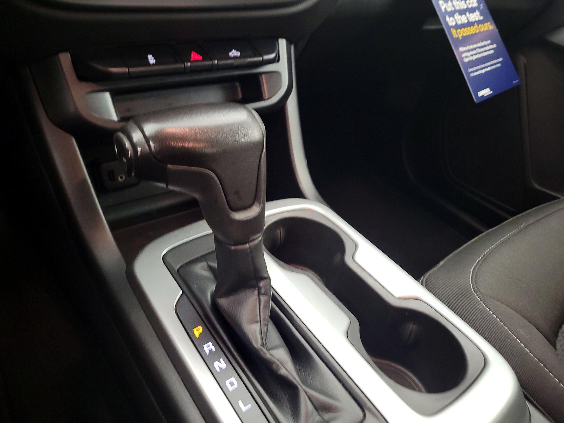 Thumbnail: 2019 Chevrolet Colorado - 15