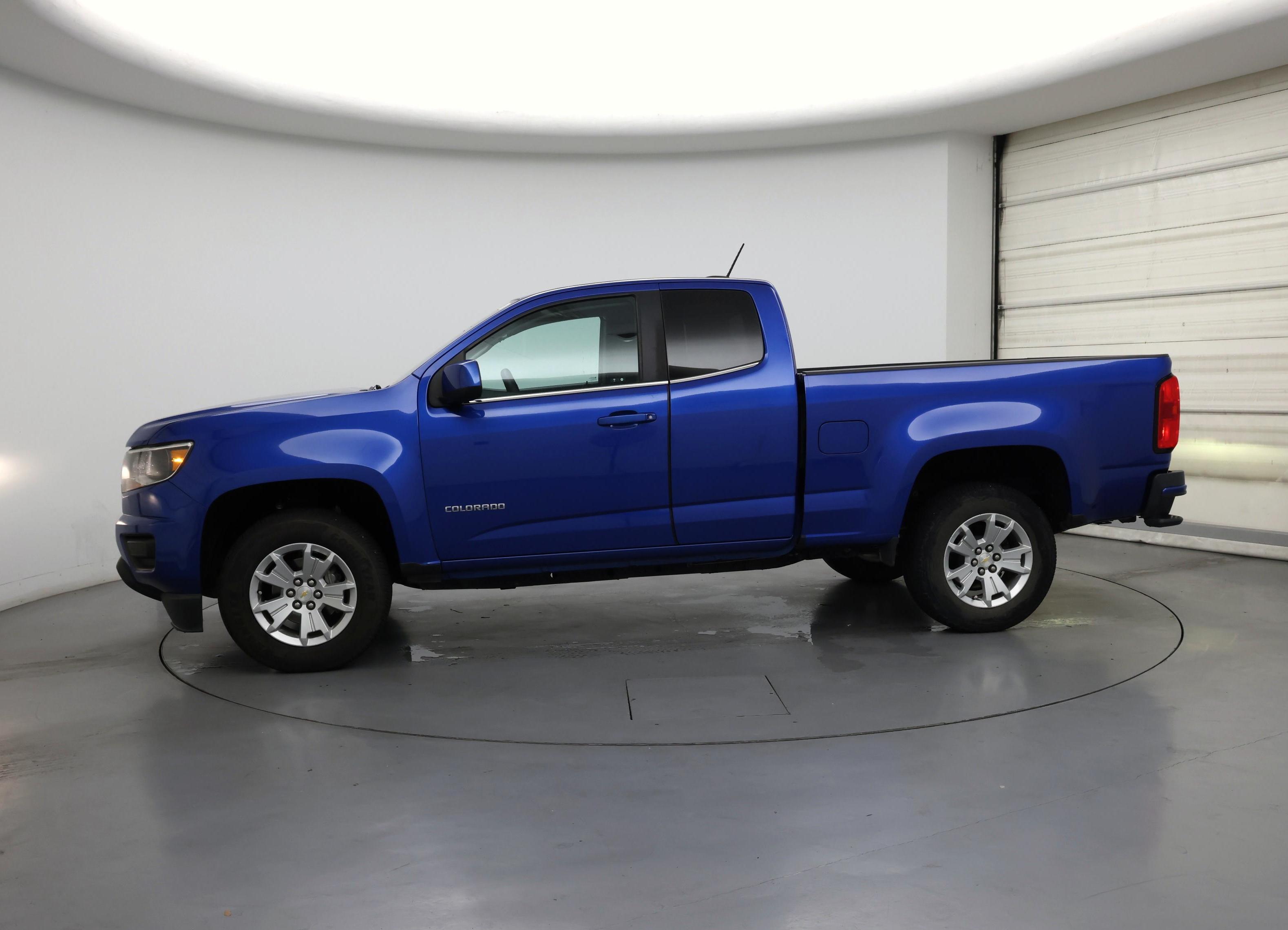 Thumbnail: 2019 Chevrolet Colorado - 3