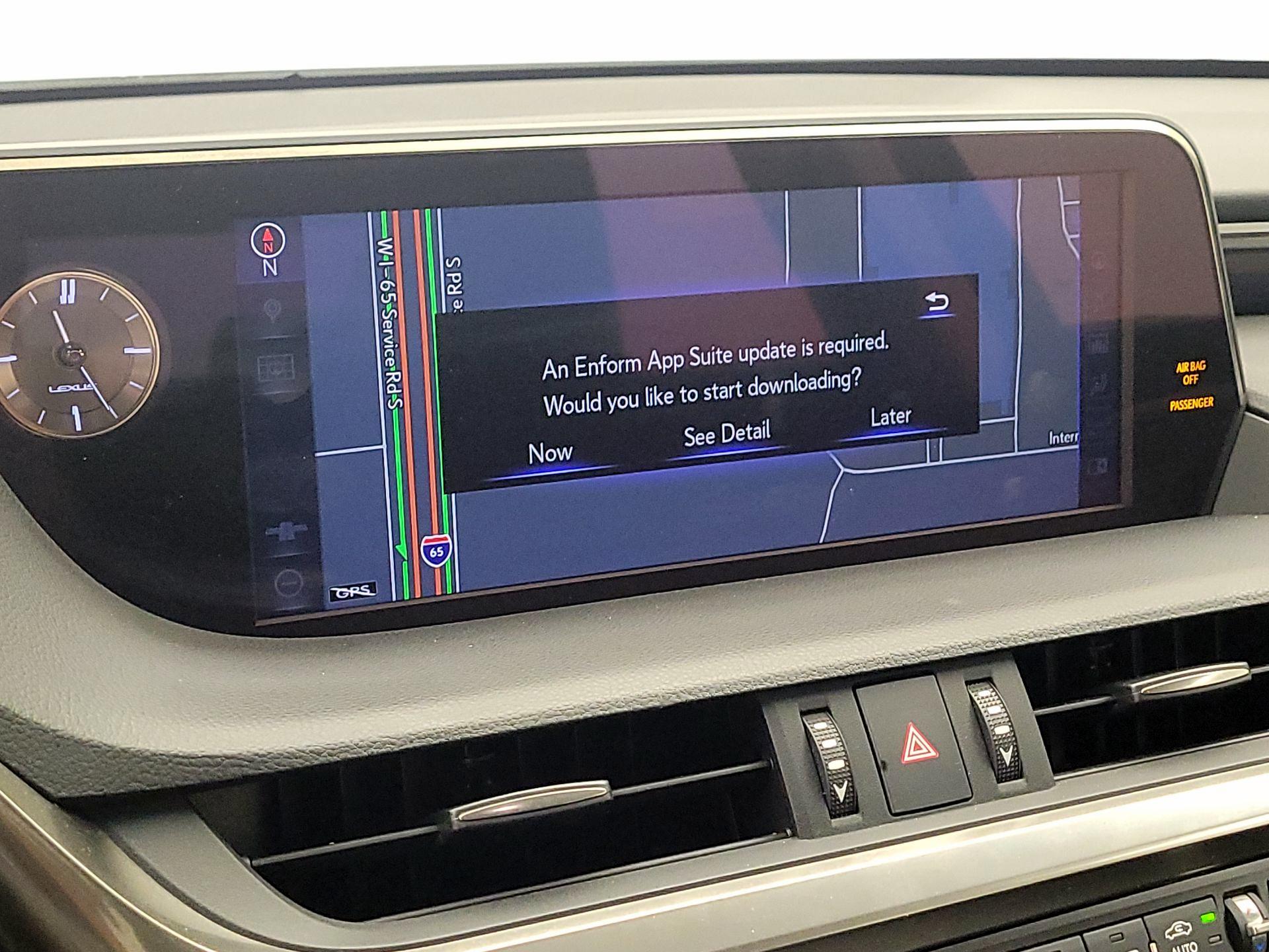 Thumbnail: 2019 Lexus ES - 15