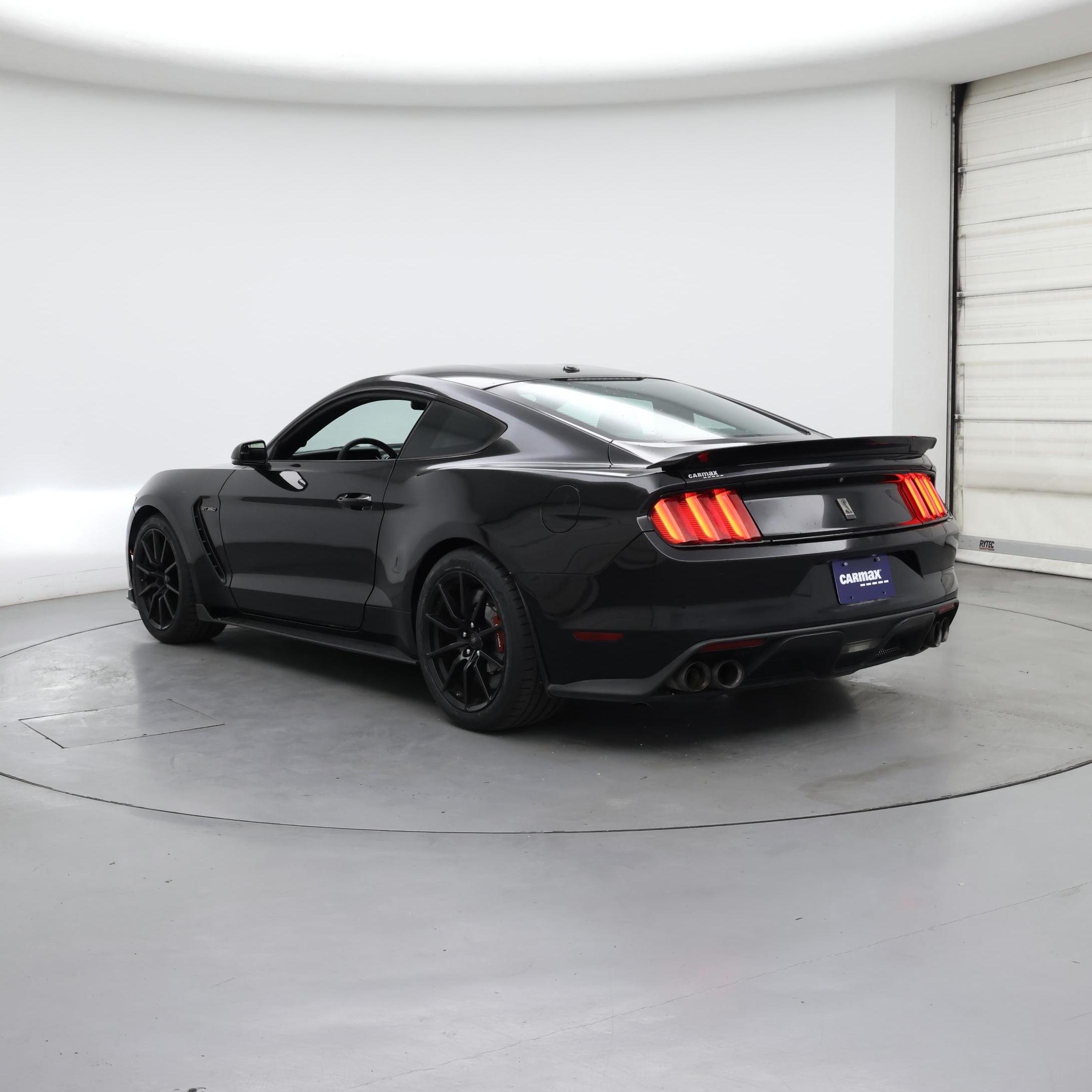 Thumbnail: 2017 Ford Mustang - 2