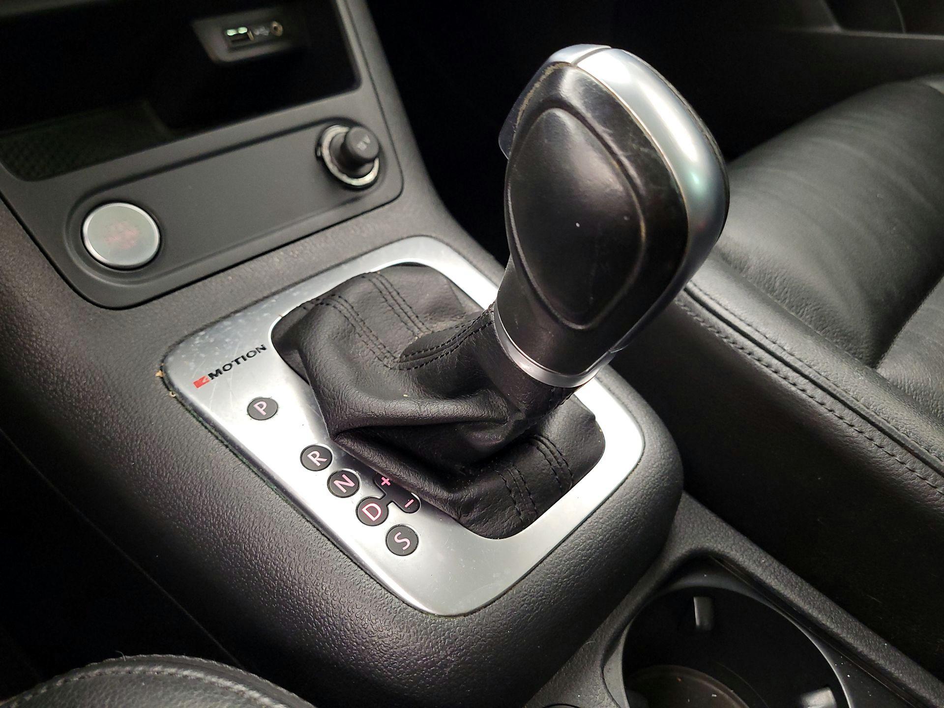 Thumbnail: 2017 Volkswagen Tiguan - 17