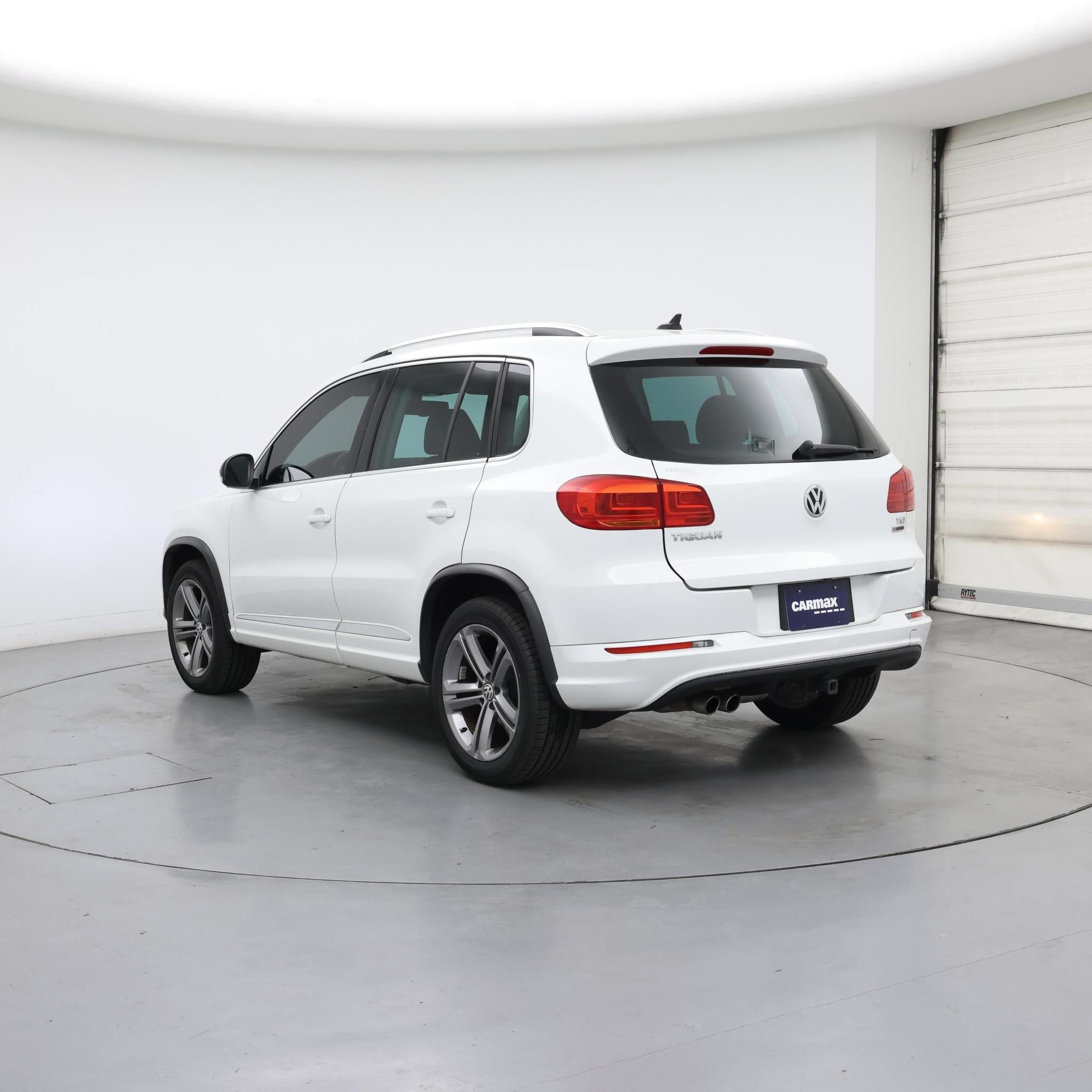 Thumbnail: 2017 Volkswagen Tiguan - 2