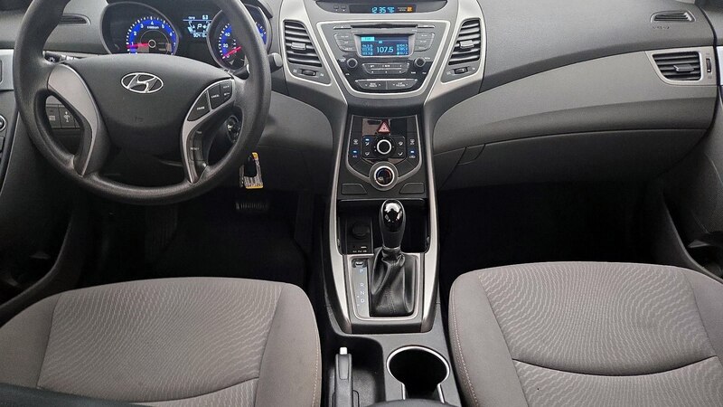 2016 Hyundai Elantra SE 9