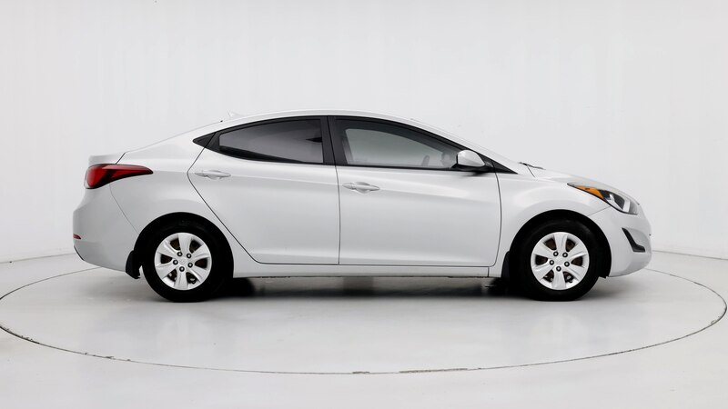 2016 Hyundai Elantra SE 7