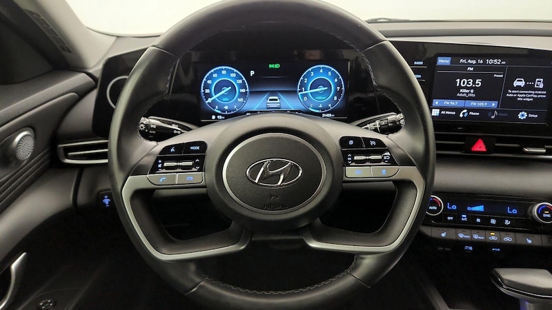 2022 Hyundai Elantra SEL 10