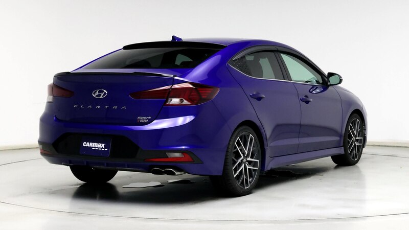 2020 Hyundai Elantra Sport 8