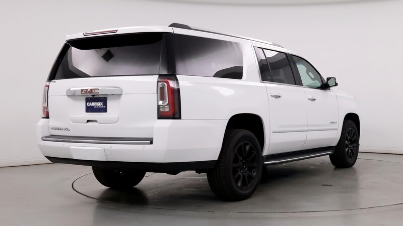 2020 GMC Yukon XL Denali 8