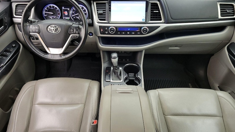 2018 Toyota Highlander Limited 9