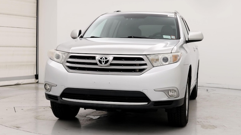 2013 Toyota Highlander Plus 4