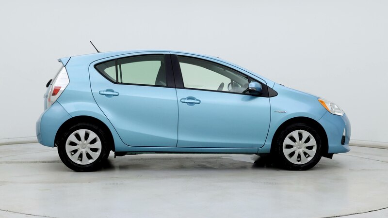 2014 Toyota Prius c One 7