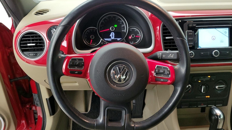 2013 Volkswagen Beetle  10