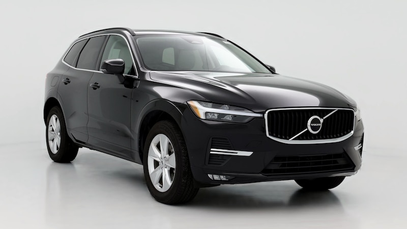 2022 Volvo XC60 B5 Momentum Hero Image