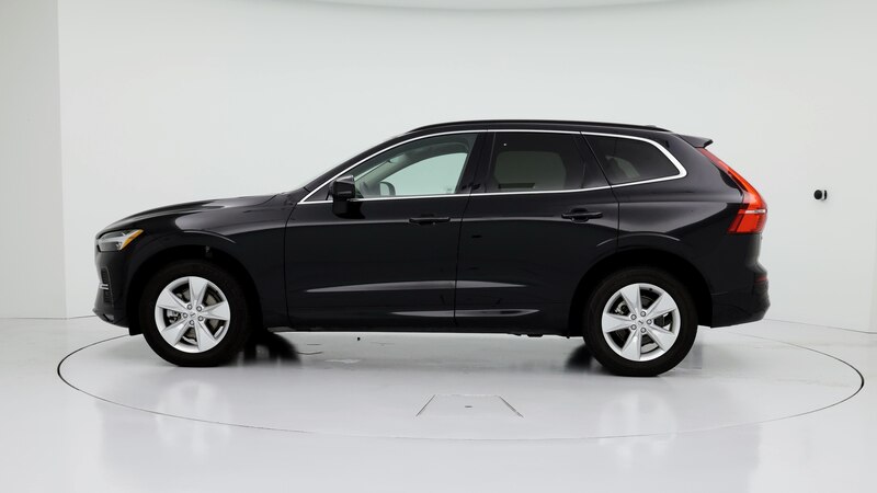 2022 Volvo XC60 B5 Momentum 3