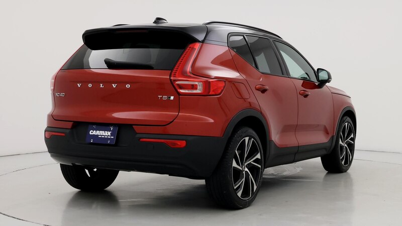 2021 Volvo XC40 T5 R-Design 8