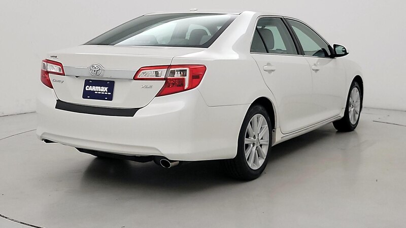 2014 Toyota Camry XLE 5