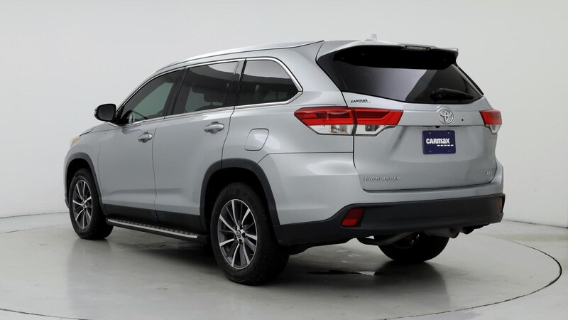 2019 Toyota Highlander XLE 2