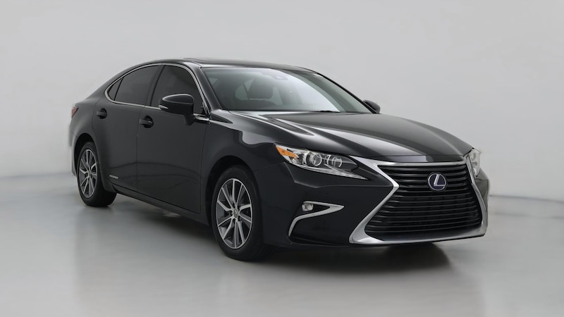 2016 Lexus ES Hybrid 300h Hero Image