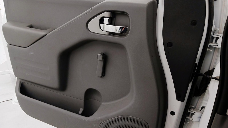 2019 Nissan Frontier S 12
