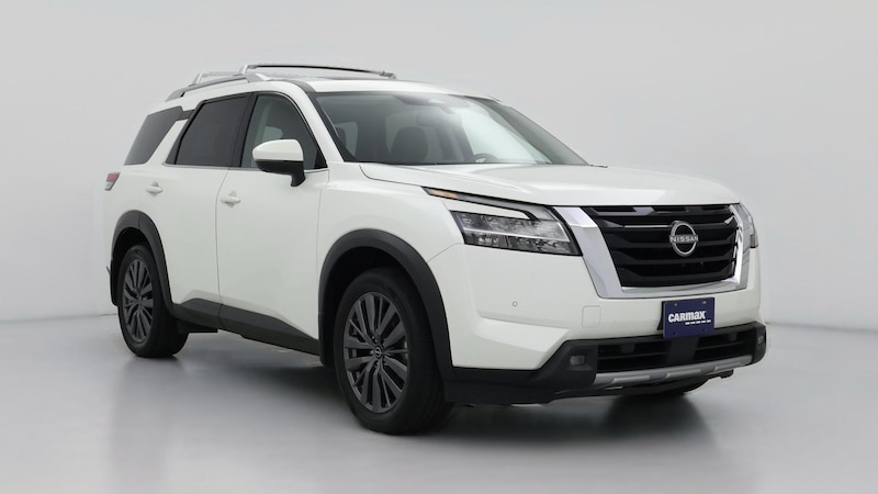 2022 Nissan Pathfinder SL Hero Image