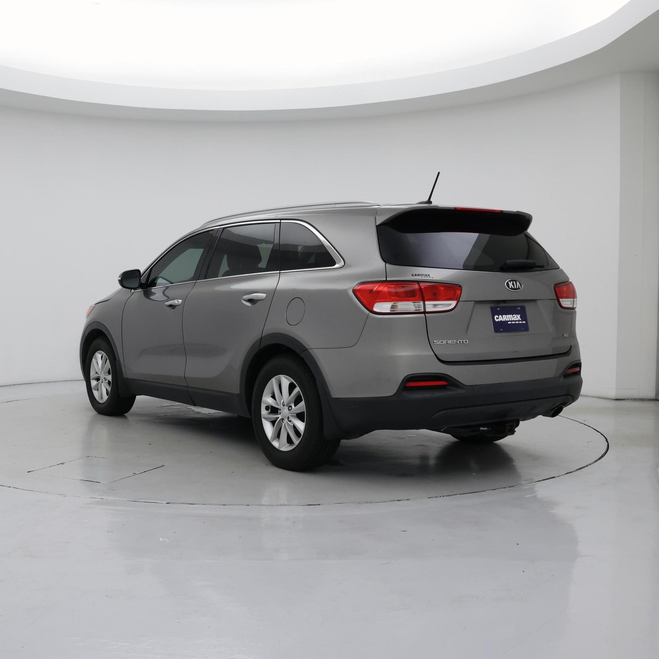 Thumbnail: 2017 Kia Sorento - 2