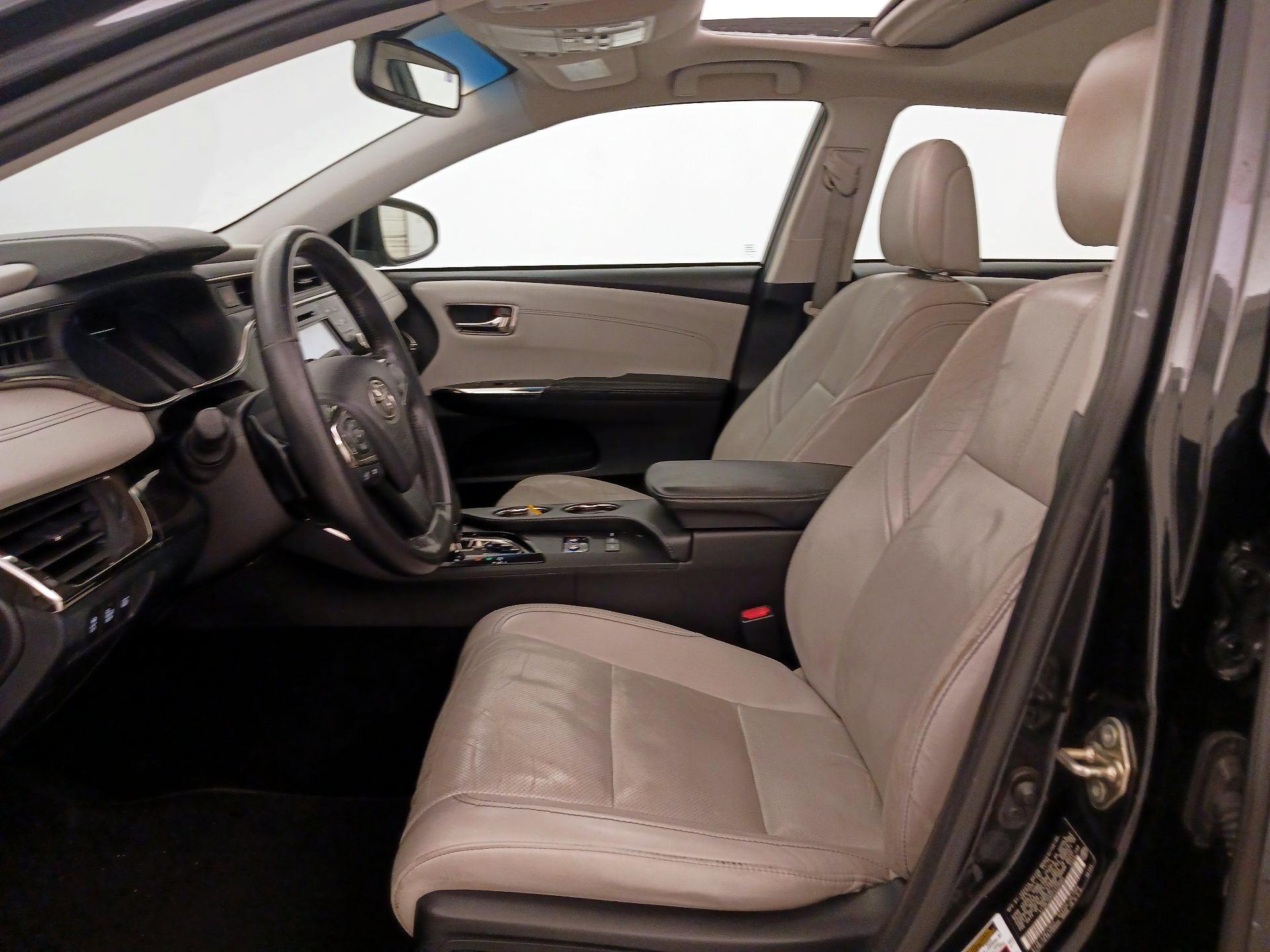 Thumbnail: 2015 Toyota Avalon - 11