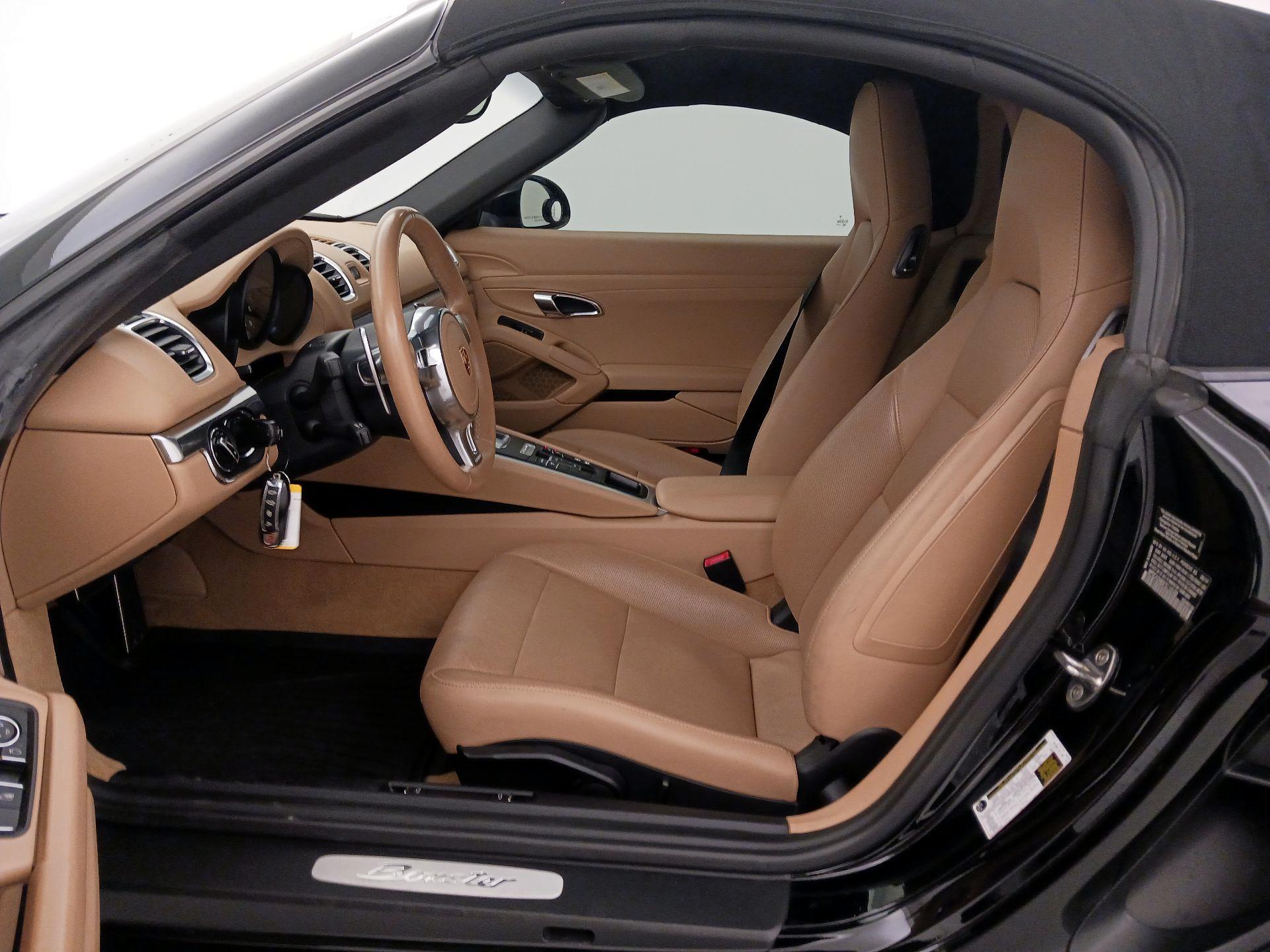 Thumbnail: 2015 Porsche Boxster - 11