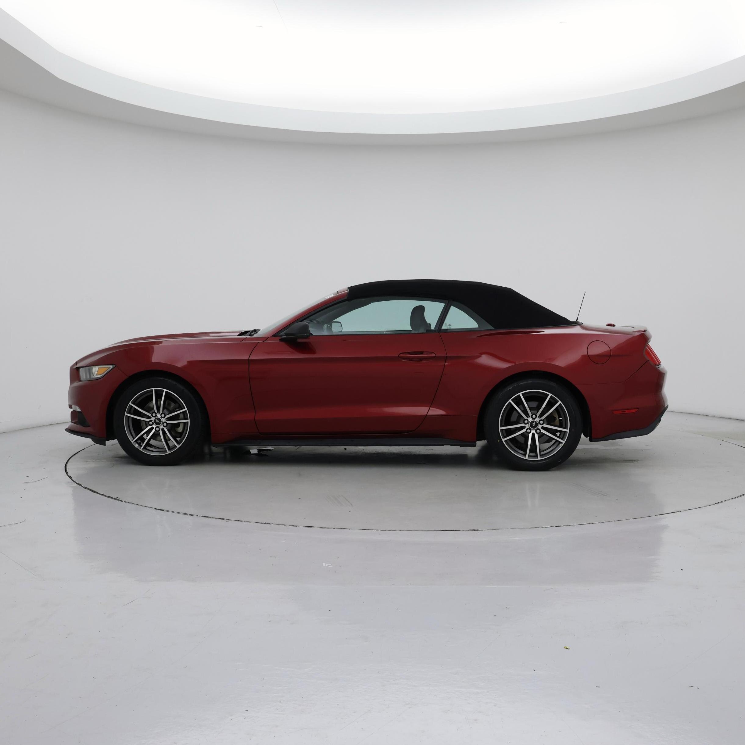 Thumbnail: 2017 Ford Mustang - 3